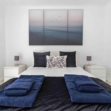Modern View Apartment